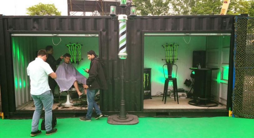 Monster_barber-shop-in-Monster-container