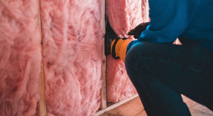 Insulating a shipping container